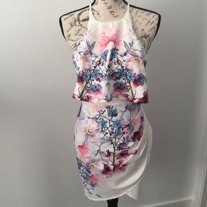 Women’s Midi dress size 8 (NWOT)